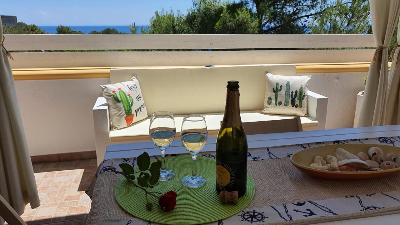 Casa Vacanze "Il Carrubo" Gagliano del Capo Exteriör bild