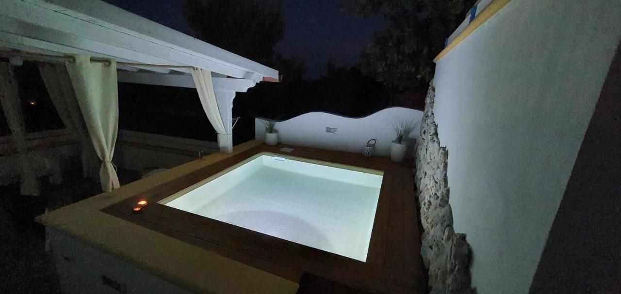 Casa Vacanze "Il Carrubo" Gagliano del Capo Exteriör bild
