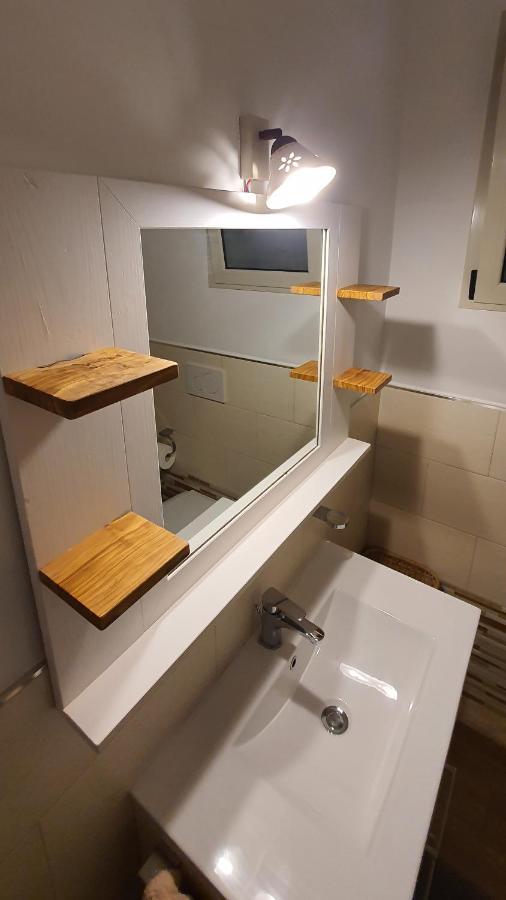Casa Vacanze "Il Carrubo" Gagliano del Capo Exteriör bild