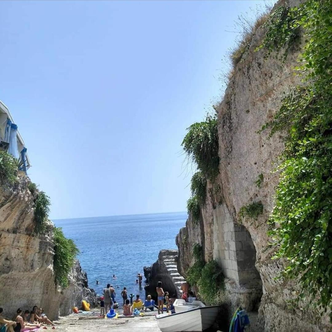 Casa Vacanze "Il Carrubo" Gagliano del Capo Exteriör bild